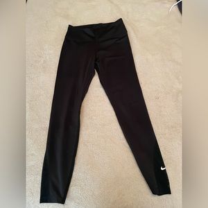 Nike High-waisted Leggings with Sheer On Calves